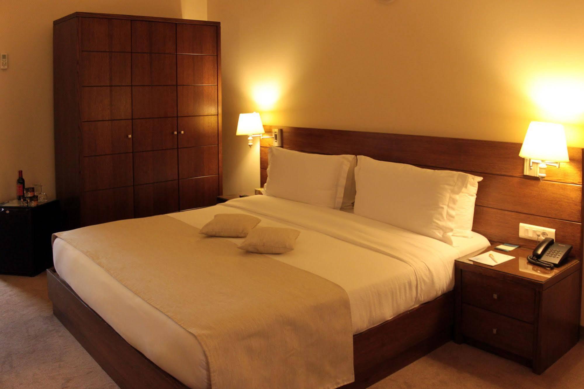Cosmopolitan Hotel Bejrút Kültér fotó
